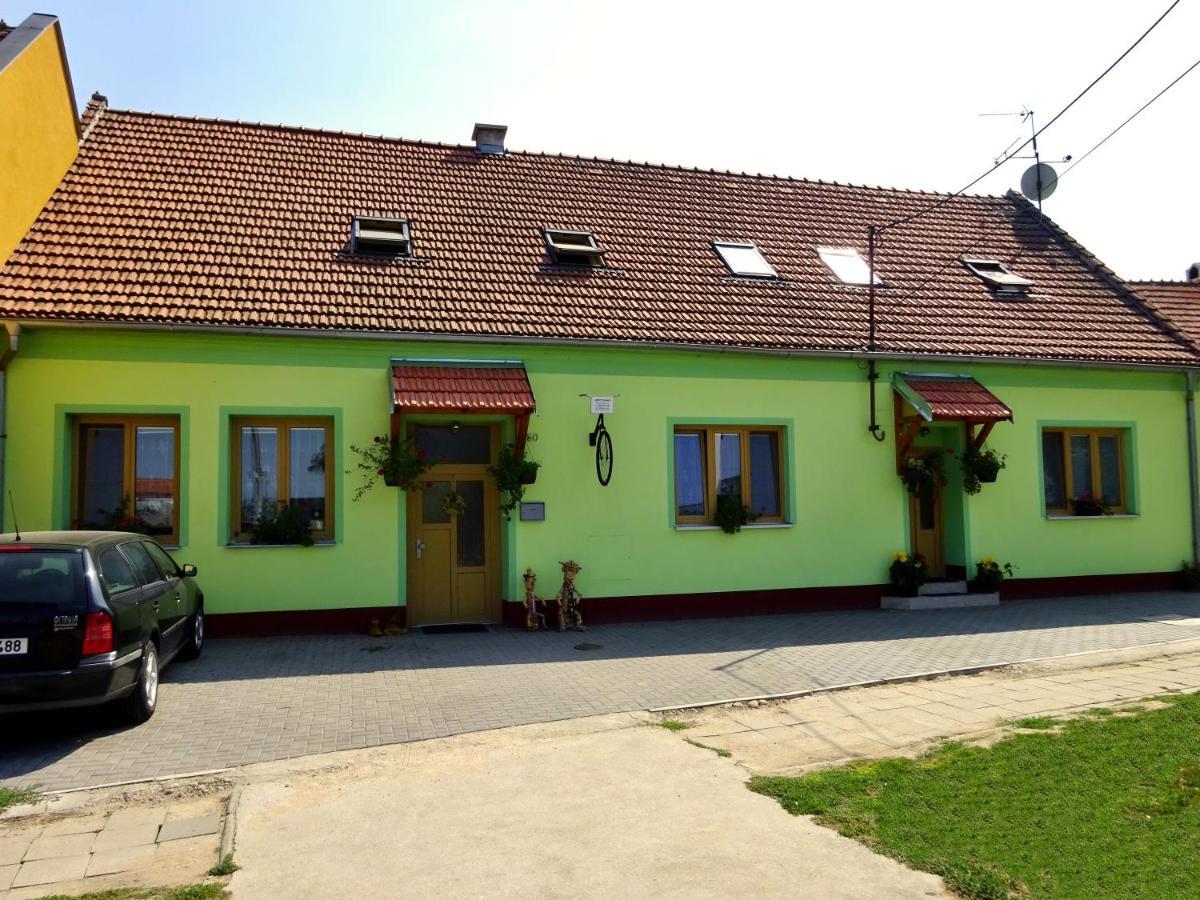Ubytovani Dana Brentnerova Milovice  Zewnętrze zdjęcie